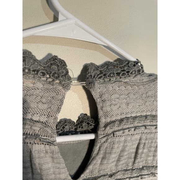 Pol‎ Gray Lace Boho Long Sleeve Mini Dress Size Medium - Picture 9 of 12